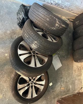 Cerchi kia sportage 18 con gomme al 60%