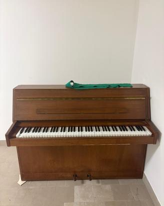 Pianoforte verticale