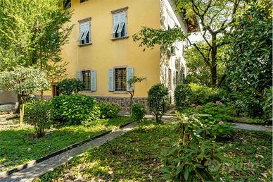 PORZIONE DI CASA IN CENTRO STORICO