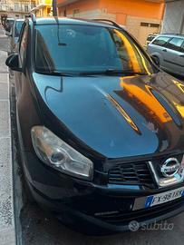 Nissan qashqai 2012 full + doppia camera  e tetto
