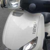 Scooter Peugeot Tweet 125
