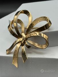 Spilla Trifari vintage fiore oro