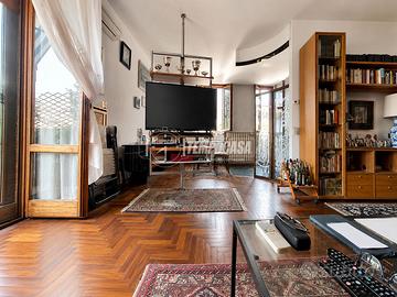 Duplex di 130 mq con mansarda e box doppio