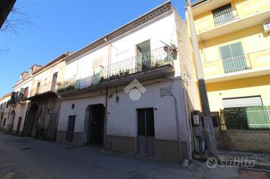 CASA DI CORTE A CASAGIOVE