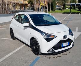 Toyota Aygo 1.0 VVT-i 72 CV 3 porte x-cool