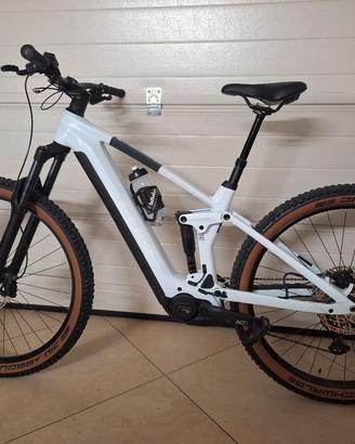 ebike cube stereo 140