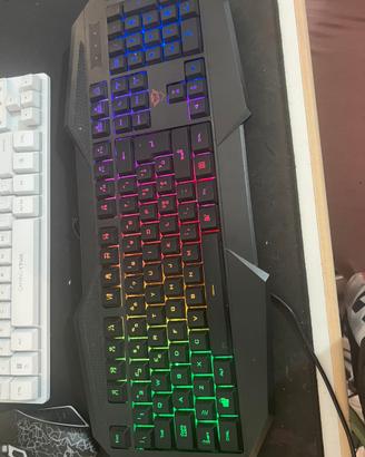 Tastiera trust gaming
