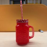 Bicchiere con cannuccia