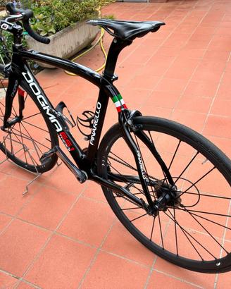 bicicletta da corsa Pinarello Dogma THINK 2 65.2
