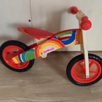 bicicletta senza pedali