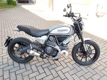 Ducati scrambler 800