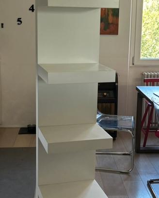 Scaffale con mensole Lack