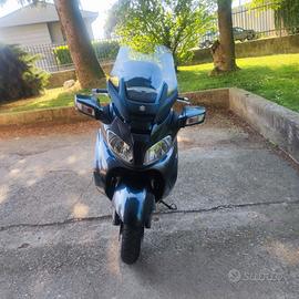 Suzuki Burgman 650 executive 