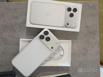 iPhone 17 pro max 256GB silver batteria 100%