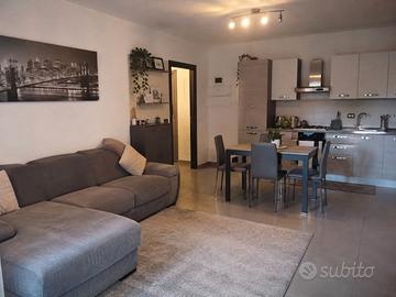 Bilocale con balcone e giardino a Bernareggio (MB)