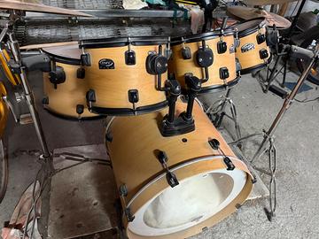 Batteria acustica