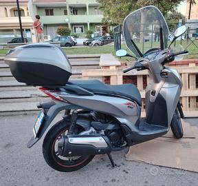 sh 300 I sport 