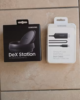 Samsung DeX Station EE-MG950 + DeX Cable originali