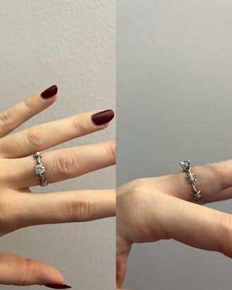 Anello solitario, in argento, con filo spinato