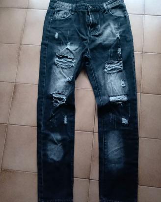 Pantaloni tuta