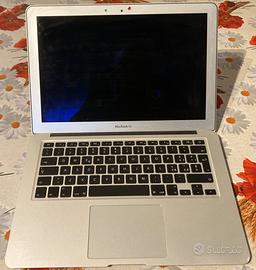 Apple MacBook Air Core i5 GUASTO