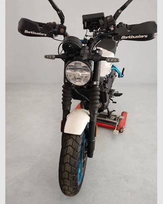 Royal Enfield Guerrilla 450 Brava Blue 