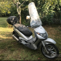 Piaggio Beverly 200