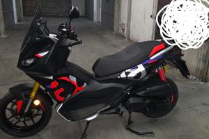 Aprilia sr gt 400 replica
