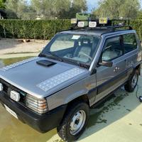 Panda 4 X4 attrezzatissima