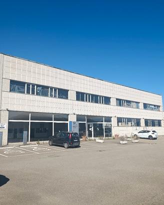 Capannone Commerciale 1000mq