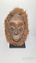 Maschera africana con paglia rara antica - Liberia