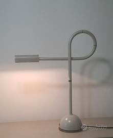 lampada da tavolo Stringa Luxo Design italiano