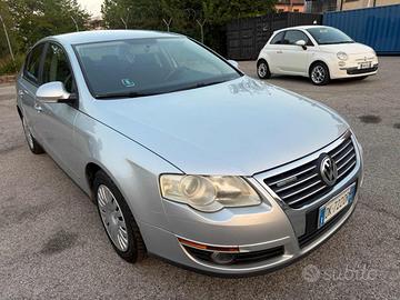 VOLKSWAGEN Passat 1.9 TDI/105CV DPF BlueMotion s