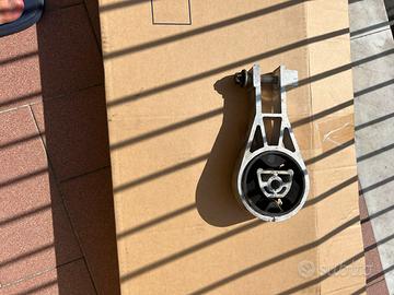 Supporto motore inferiore Fiat/Alfa Romeo/ Opel