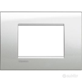 Placca bticino Living LNA4803GL 3m argento lunare