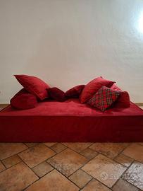 Divano design rosso Filippo Ghezzani