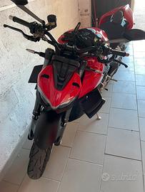 ducati streetfighter v4