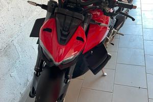 ducati streetfighter v4