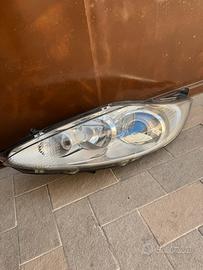 Faro SX Ford Fiesta 6’ serie (mk7)