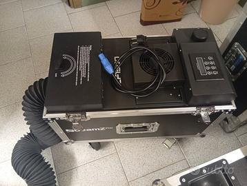 MACCHINA FUMO BASSO PROFRESSIONALE CON FLY CASE E