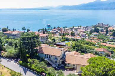 2 LOCALI A TORRI DEL BENACO