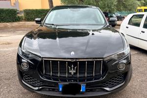 Maserati Levante Gran Lusso 2021 cv 349
