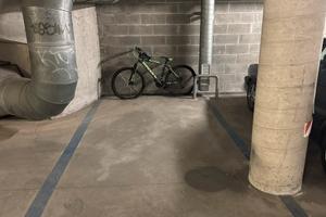 Posto auto coperto in garage privato