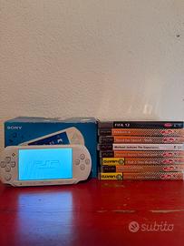 PSP Bianca E-1004+ 8 Giochi