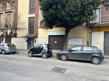S.Antimo Locale 120 mq euro 600 al mese