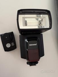 Flash speedlite Neewer tt560 con trigger remoto