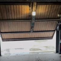 Saracinesca basculante da garage