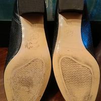 DUE PAIA DI SCARPE (SANIGEST E SALVATORE MOSCATO)