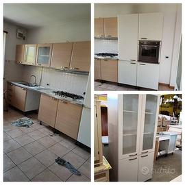 Cucina Lineare con dispensa