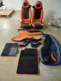 interno pelle arancione nero+ plastiche Smart 450